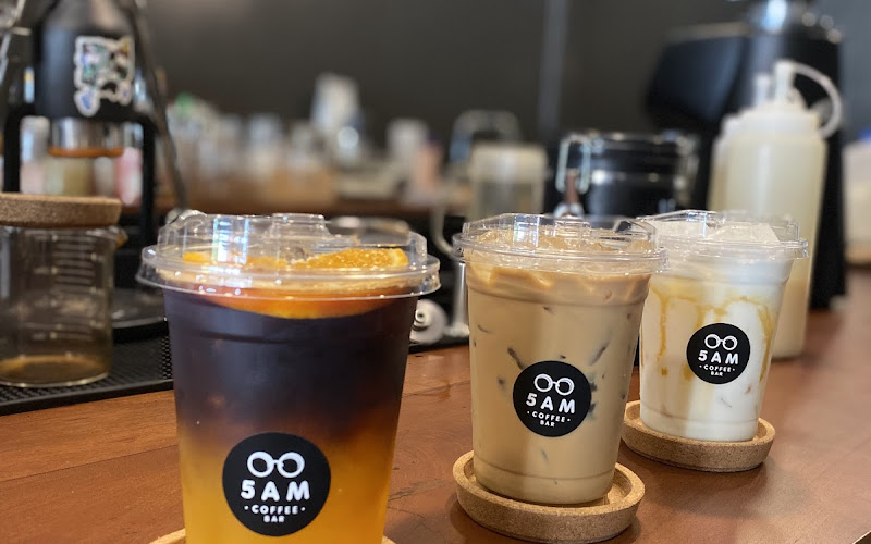 5 AM COFFEE BAR