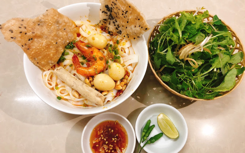 Mì Quảng Cô Mai Đầm Sen