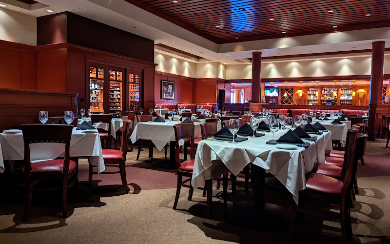 Fleming’s Prime Steakhouse & Wine Bar