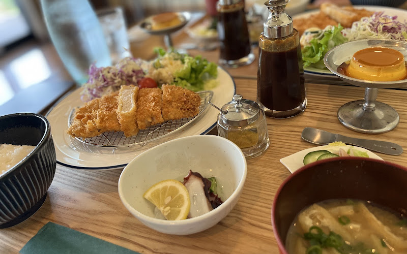 ローカルフード八丁目食道