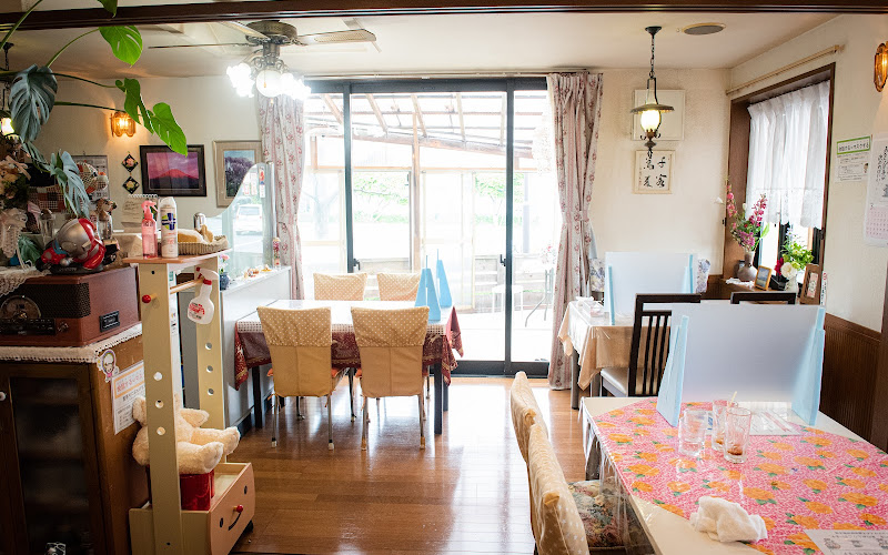 無国籍料理 シンドバット