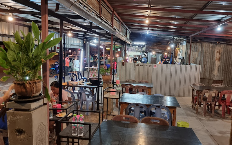 ลาบเป็ดยโส ร่มเกล้า 19/3