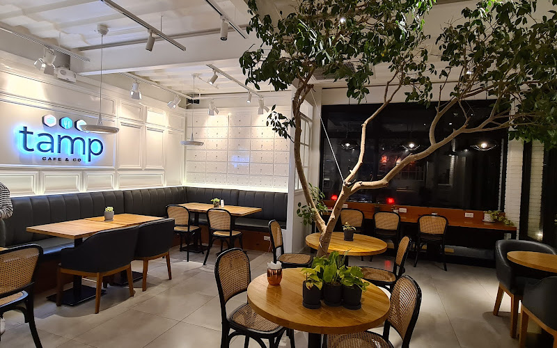 Tamp Cafe & Co. KASAMBAGAN