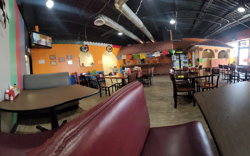 TAQUERIA APATZINGÁN Y BILLARES