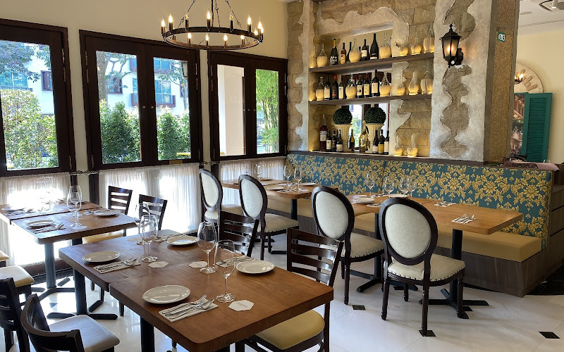 Lucca's Trattoria Italian Restaurant (Est 2012)