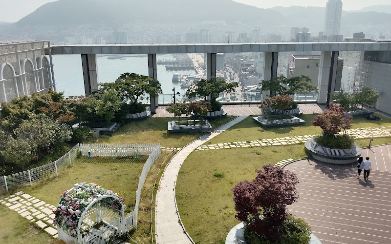 Lotte Observation Deck (13F)