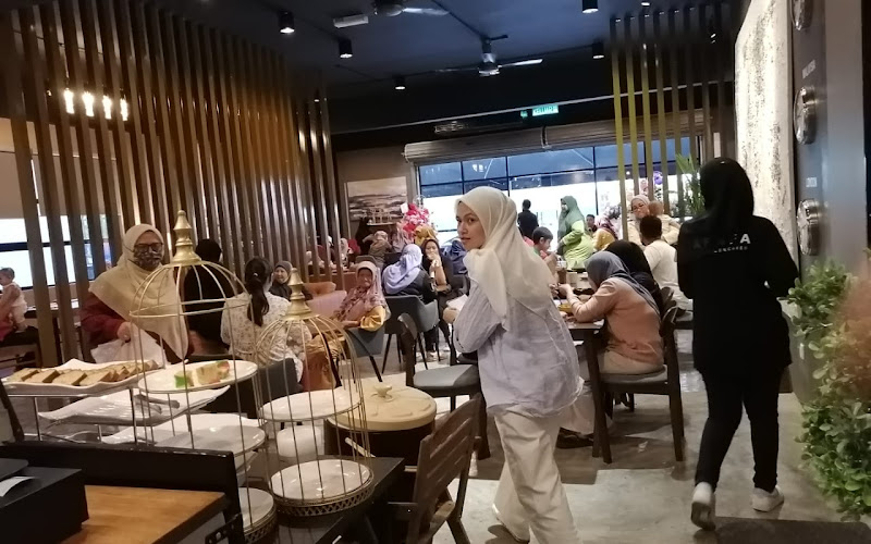 AFNFA COOKIES N CAKES CAFE