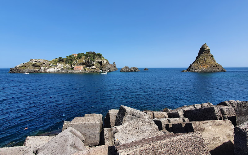 Lungomare di Acicastello
