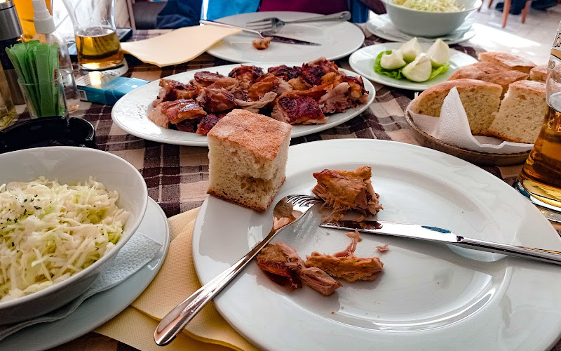 Pečenjara “Kod Kuma”