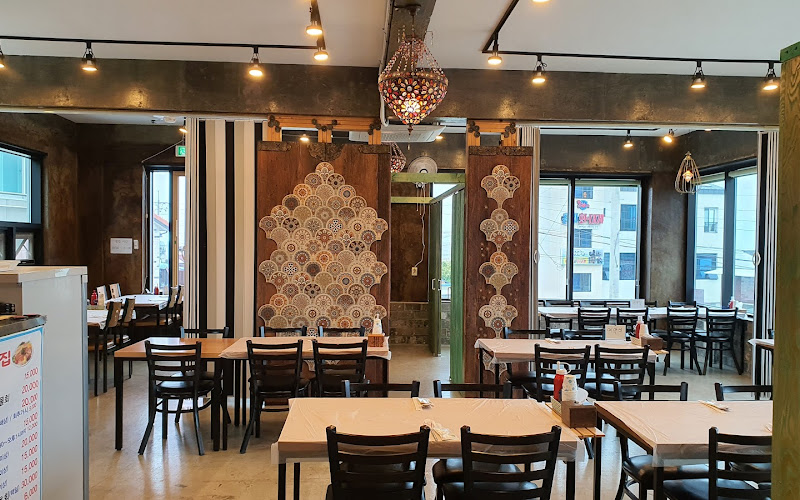 감포 이견대 횟집