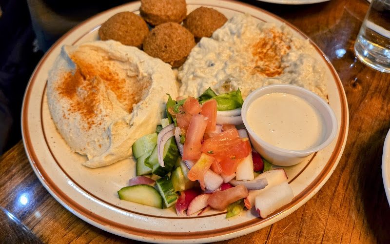 Lulu Lebanese Grill