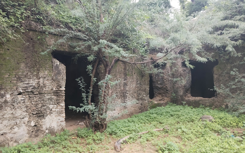 சேதுபதி அரண்மனை (ஆயுதக் கிடங்கு, ஆயுத தொழிற்சாலை), திருப்புல்லாணி