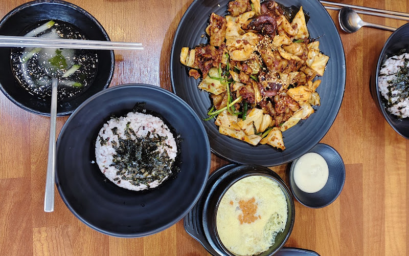 내외동 먹자골목