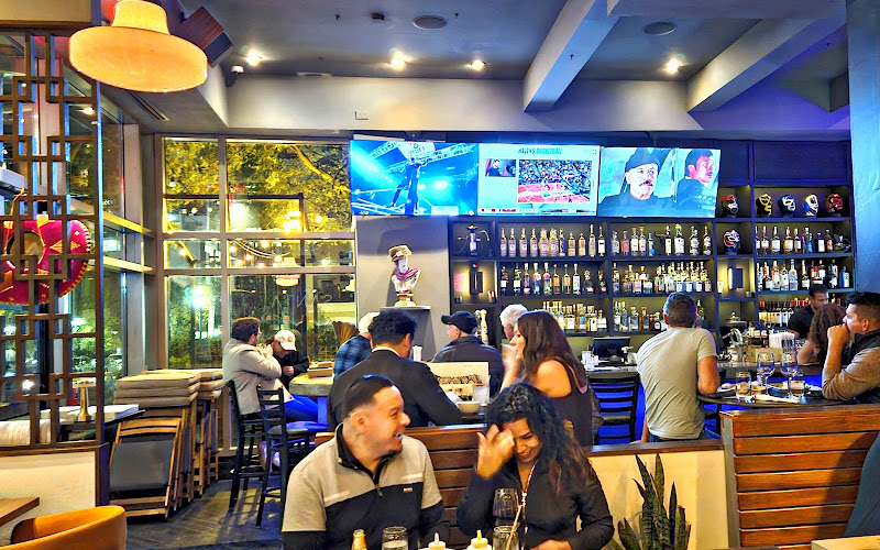 La Santa Tacos & Bar