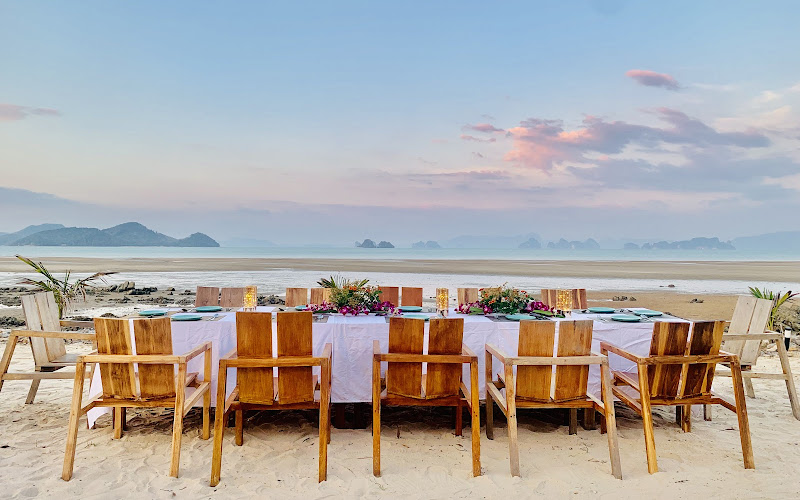 Seaside Restaurant & Bar