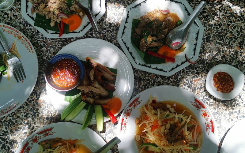 ส้มตำพรชาติ ปลายอวน