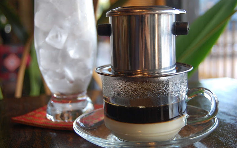 MONACO COFFEE- 22 Hoà Nam 12