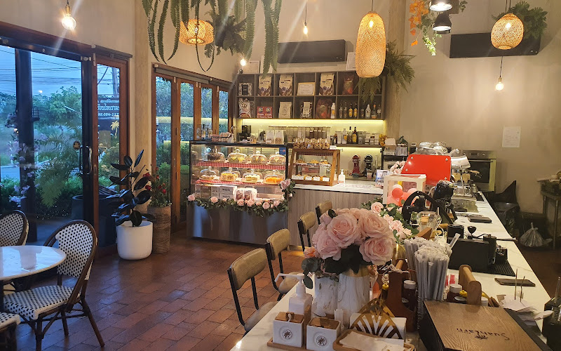 Suantarn Thai Cuisine & Cafe