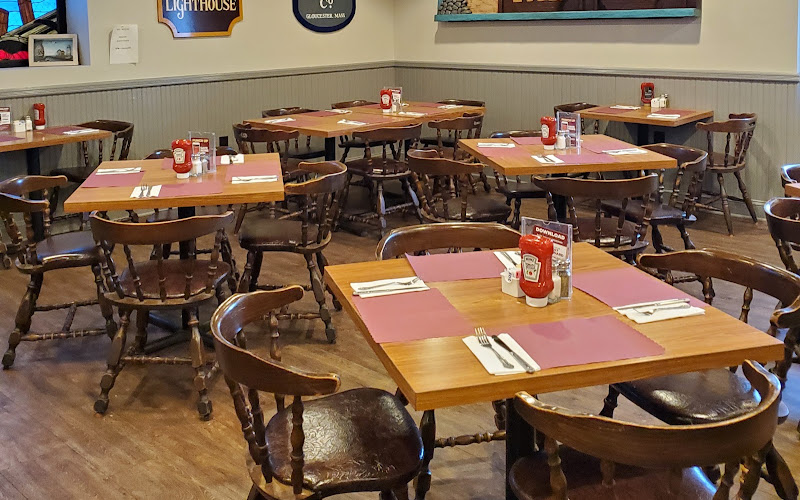 Buzzy's Food & Spirits