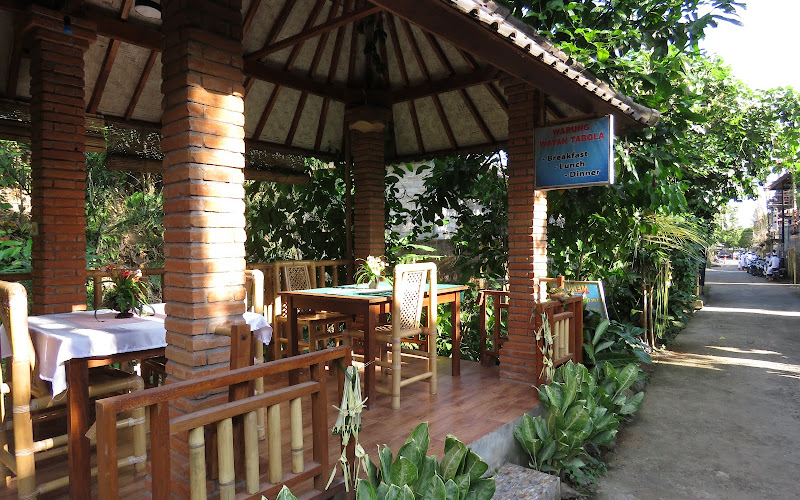 Wayaan Tebola cooking class and eatery