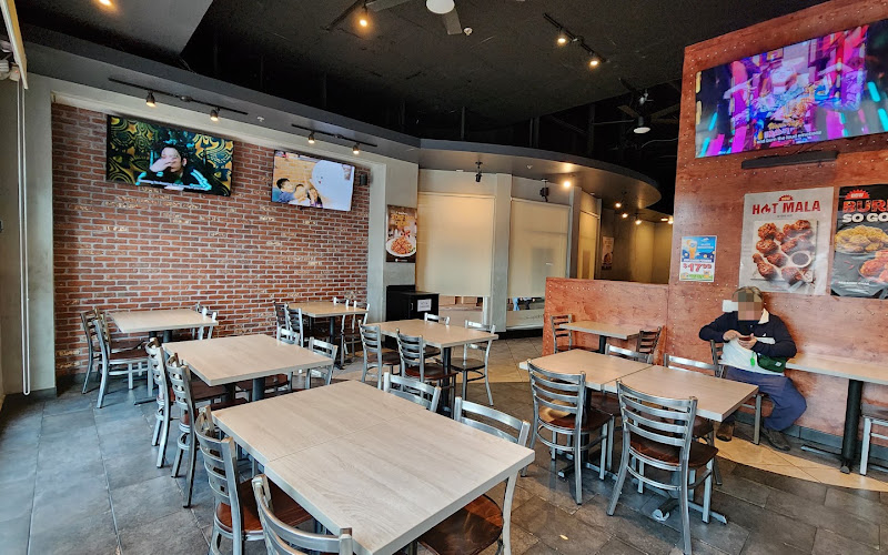 bb.q Chicken Alhambra