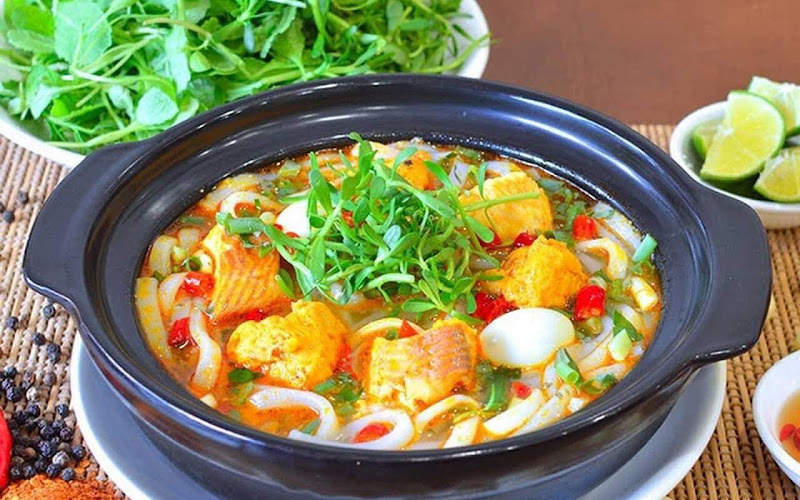 Bánh canh cá lóc O Nhi