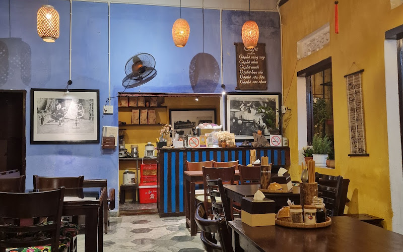 A Little Kitchen Restaurant - Bếp Nhỏ
