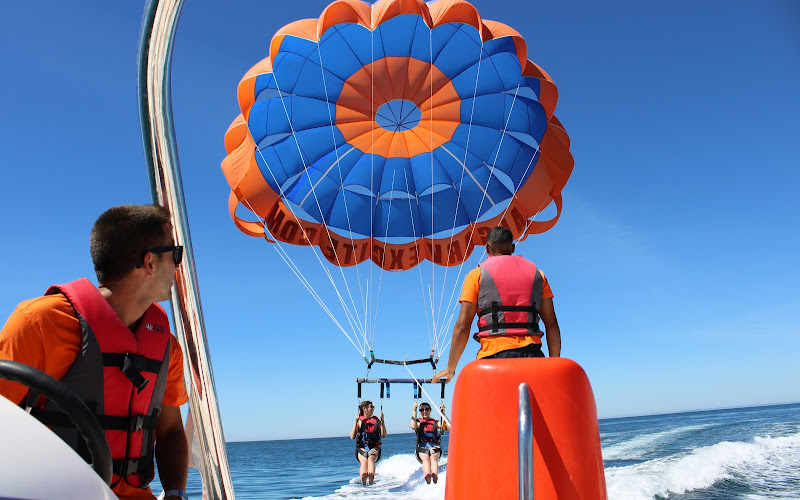 Parasailing Vilamoura(Parasailing Faro/Parasailing Algarve/Parasailing Prices Vilamoura)