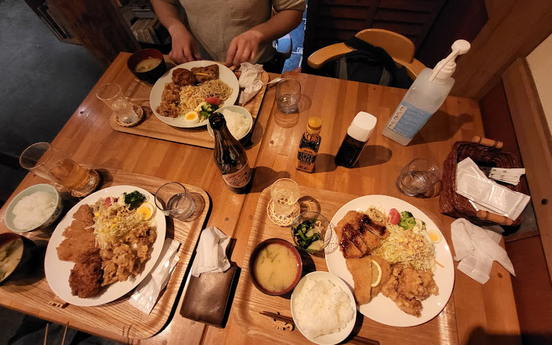 ハイ・どうぞ ふしみや食堂