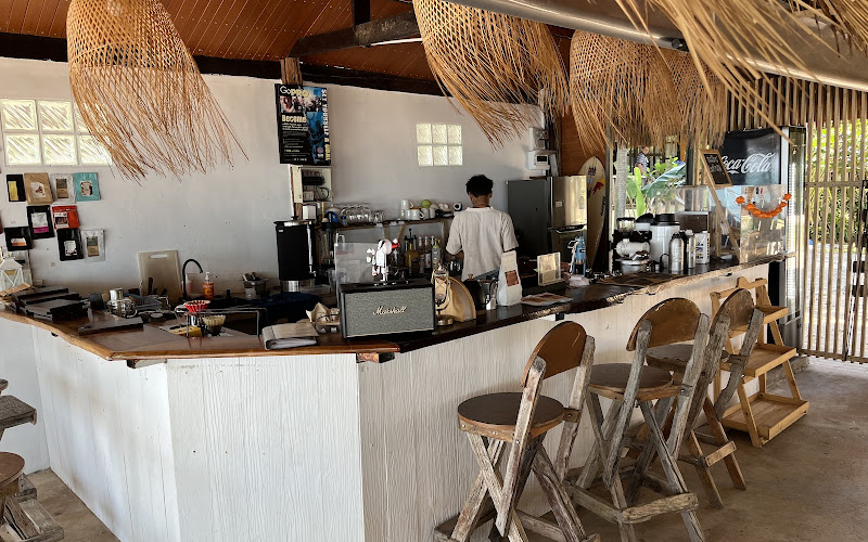 Unplug Specialty Coffee & Restaurant