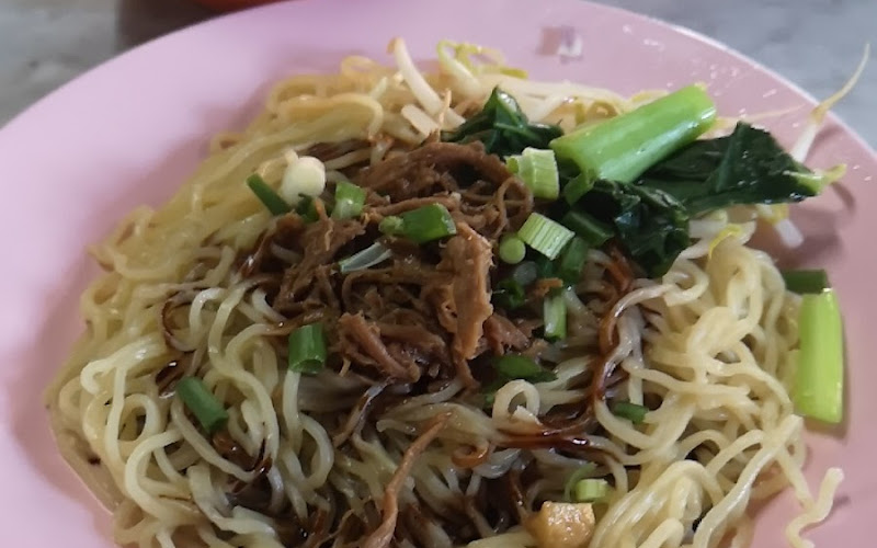 Wantan mee bawah titi