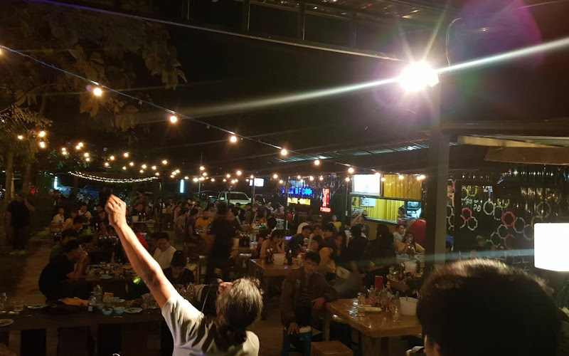 ร้าน สะลึมสะลือ สูงเนิน