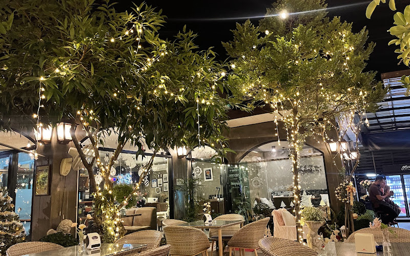 Micasa Cafe & Restaurant