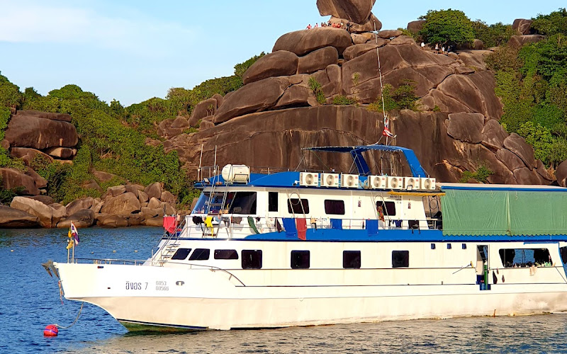 Loma Diving Adventure