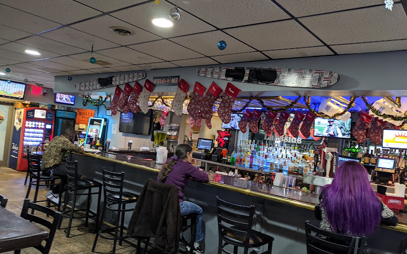 Jim & Deb's Lakeside Pub
