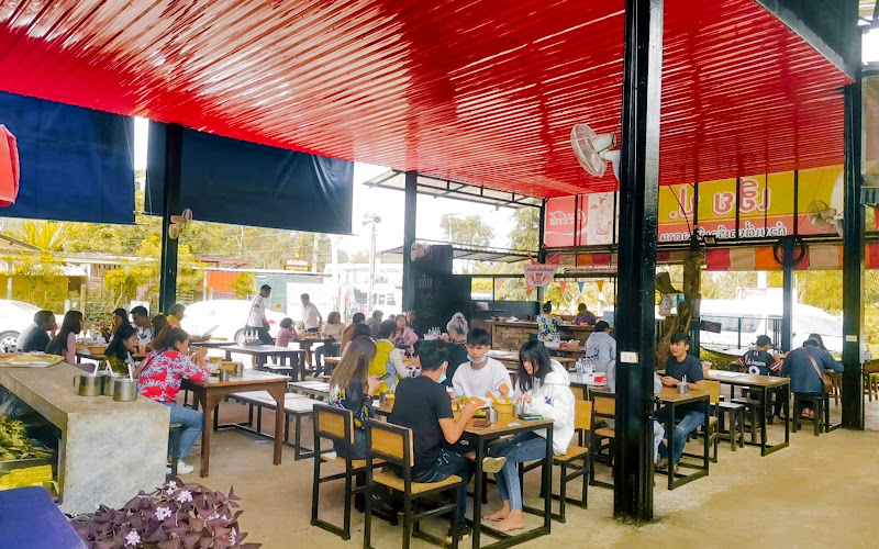 เฮีย ป. ก๋วยเตี๋ยว-เรือ- เมือง-คาน