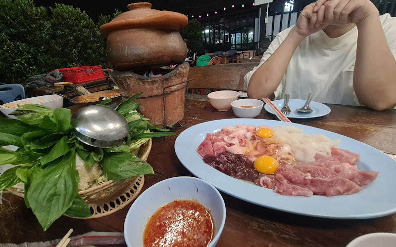 ร้านจิ้มจุ่ม ทิดลุย กม.9