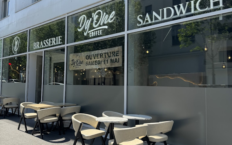 DY'ONE Coffee Restaurant