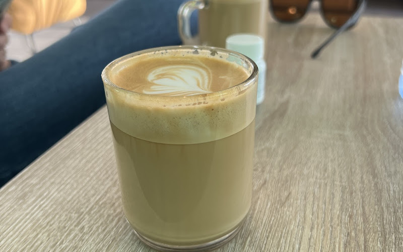 دوح وشاهي كورنيش الدمام Marsa Café مرسى كافيه