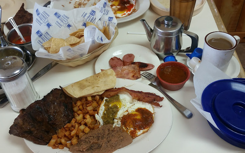 La Plaza Food