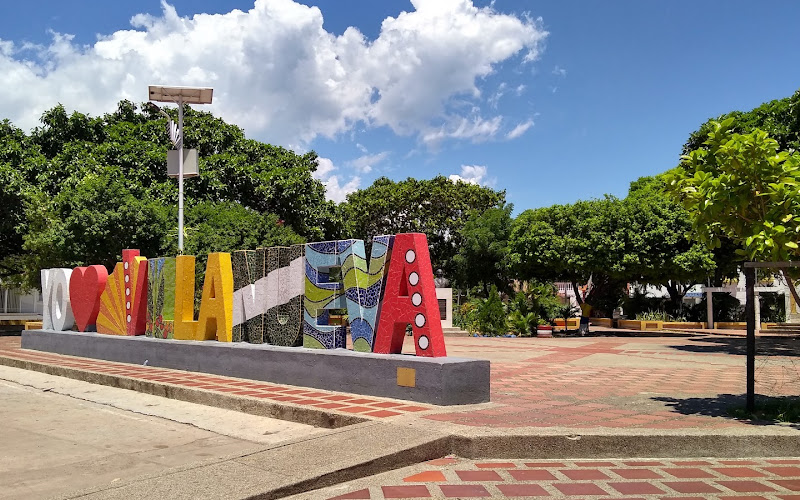 Plaza Simon Bolivar