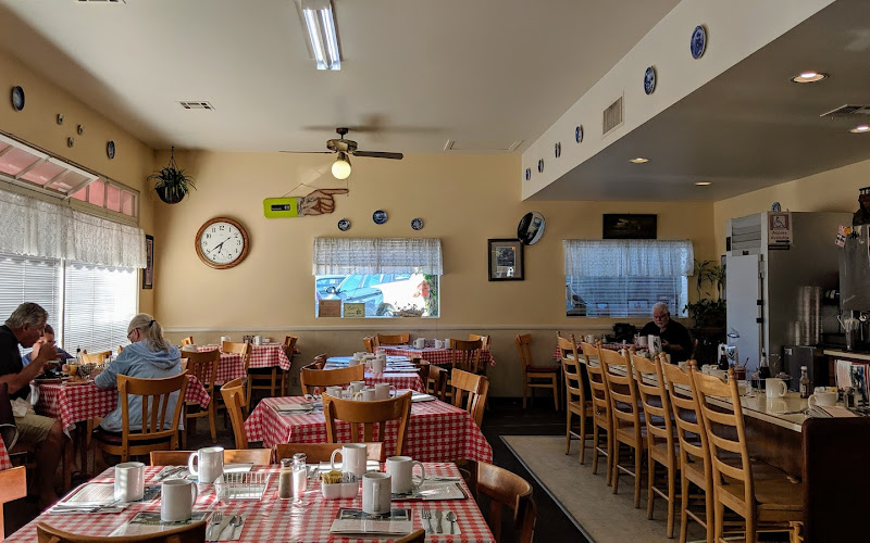 Ellen's Danish Pancake House