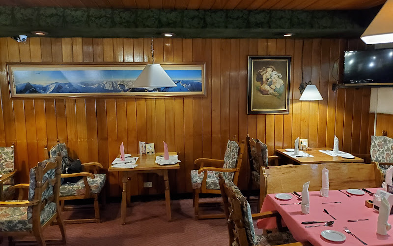 St. Moritz Restaurant