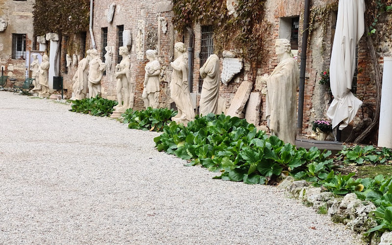 センソリアレ庭園