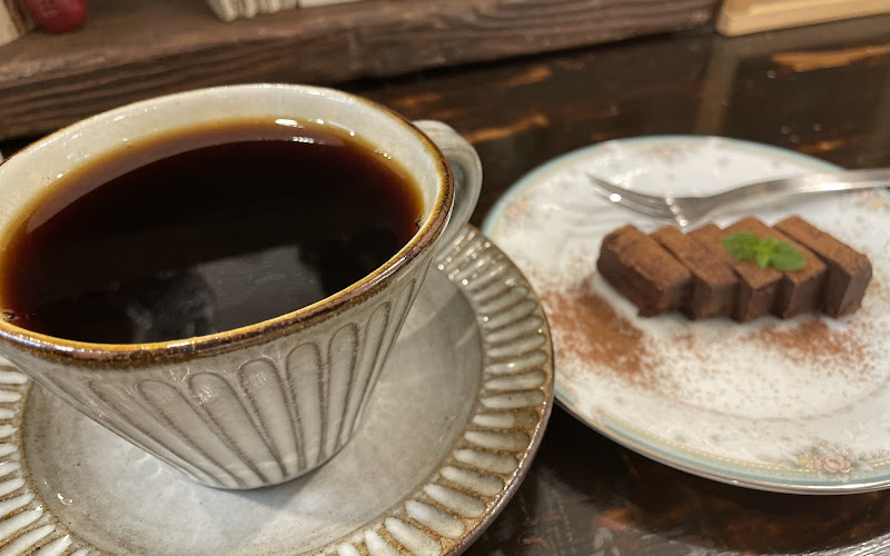 無添加シフォンケーキと焼き菓子の店 Grand Jete (グランジュテ）