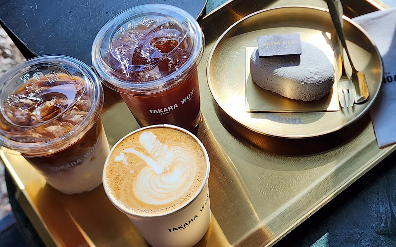 Café TAKARA WONG