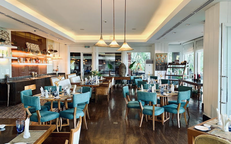 Acqua Gazebo at Shangri-La Mactan Resort and Spa