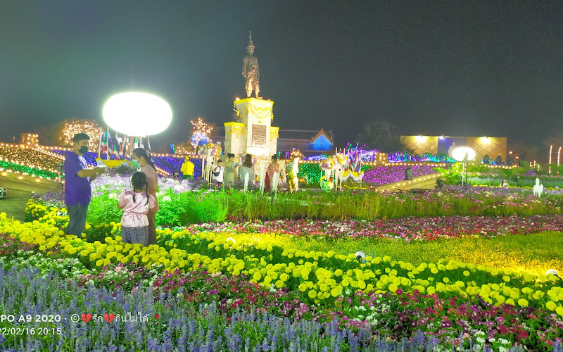 King Narai the Great Monument