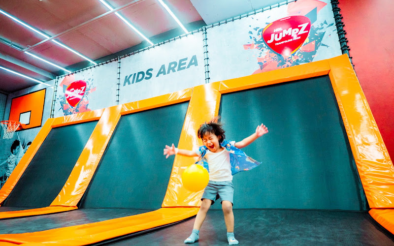 JumpZ Trampoline Park