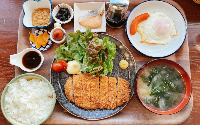 Home Kitchen Cafe宝竜